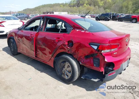 2020 Kia Rio S z USA, uszkodzony, nr VIN 3KPA24AD5LE330820